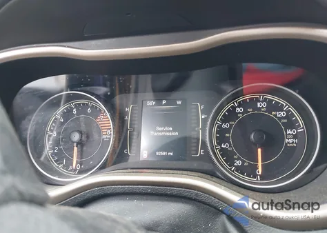 2016 Jeep Cherokee Latitude из США, поврежденный, VIN 1C4PJMCS1GW145779